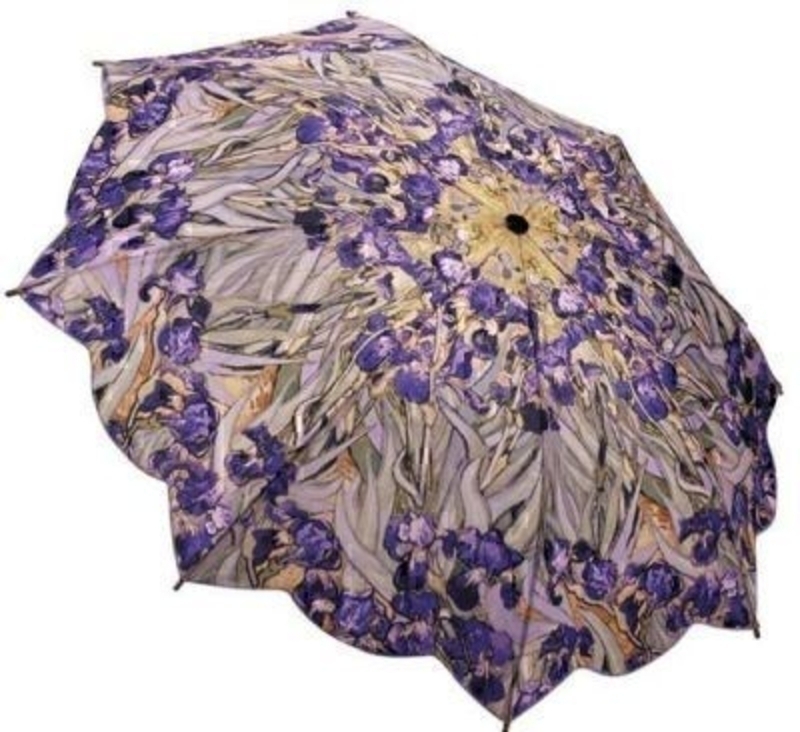 This lovely well known design features artwork from the world famous artist, Van Gogh with detailing second to none, this is one of the most beautiful umbrellas we have had in our stock. This folding umbrella has virtually unbreakable fiberglass ribs and 